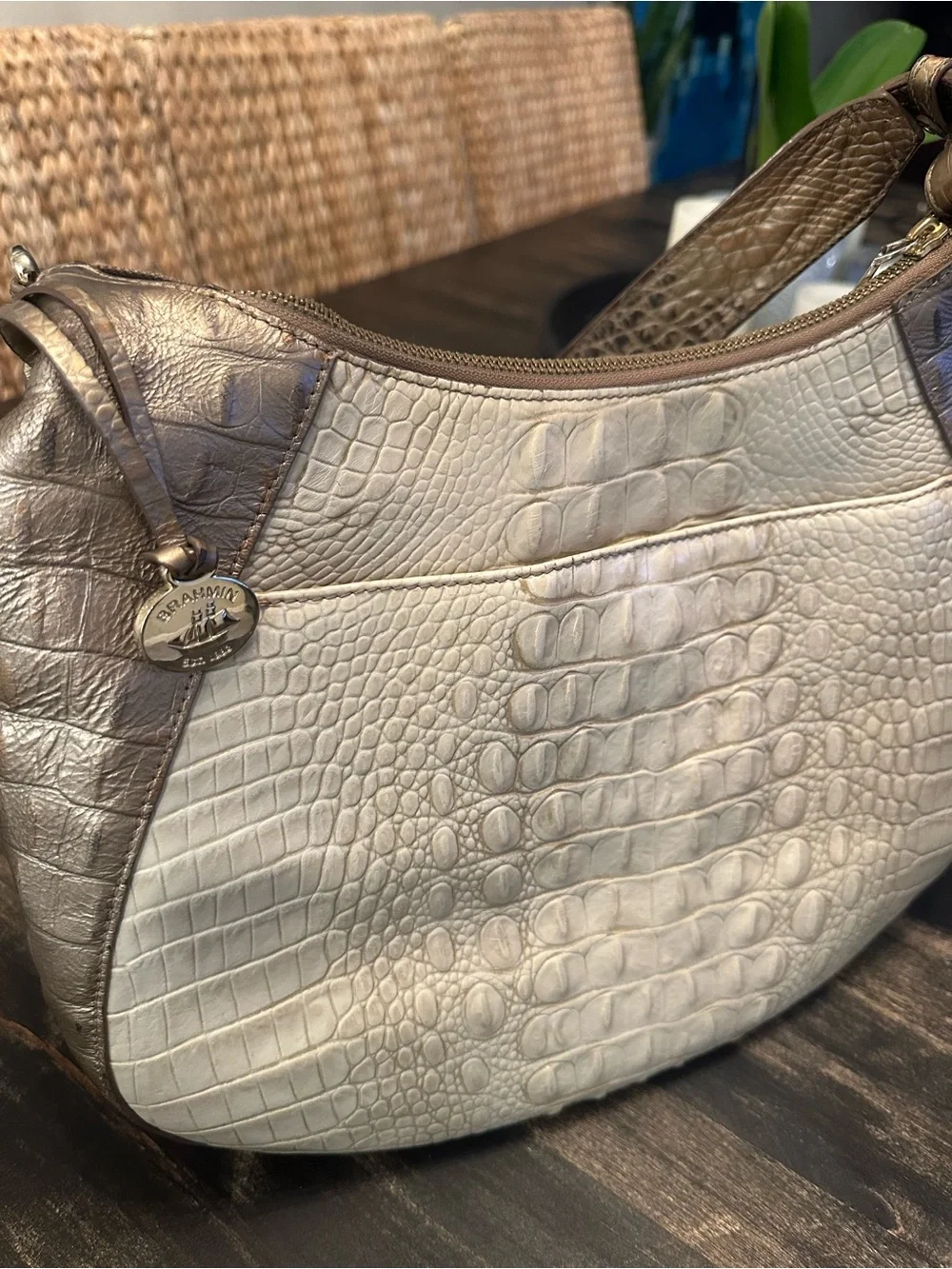 🤍Brahmin Amira Hobo Shoulder Bag Leather Croc Embossed Champagne Koubba